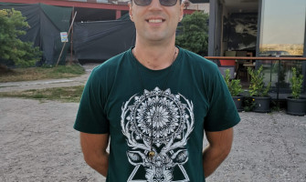 E-Clip wearing Mandala Clothing
