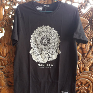 TShirt Mandala Hands Black